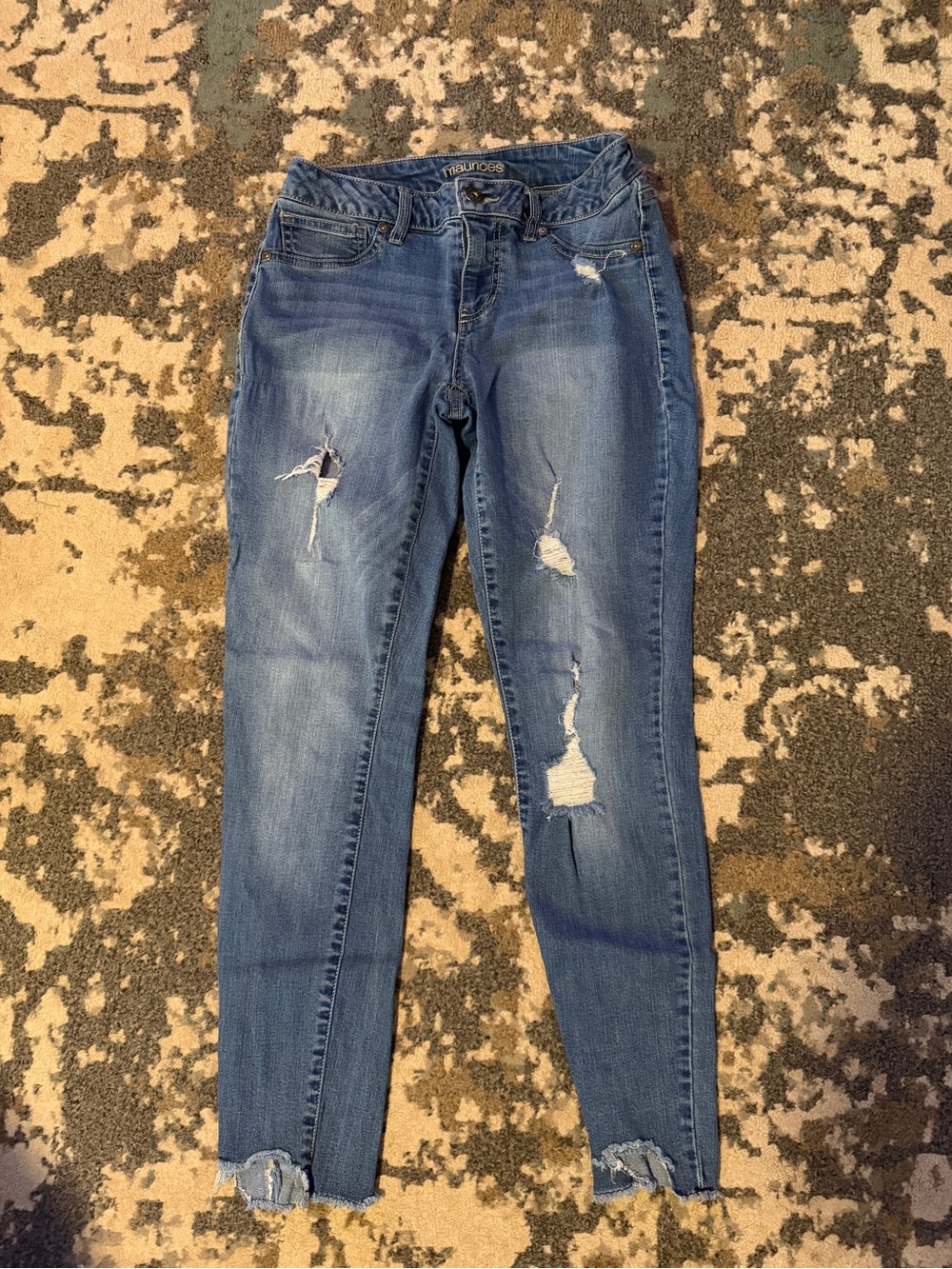 🔥3 for $10🔥 Women’s Maurices Distressed Skinny Jeans Size Medium